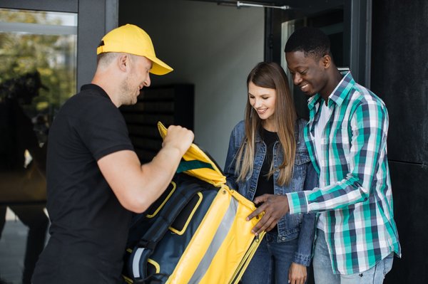 Livraison express à Nice : découvrez transports marcel